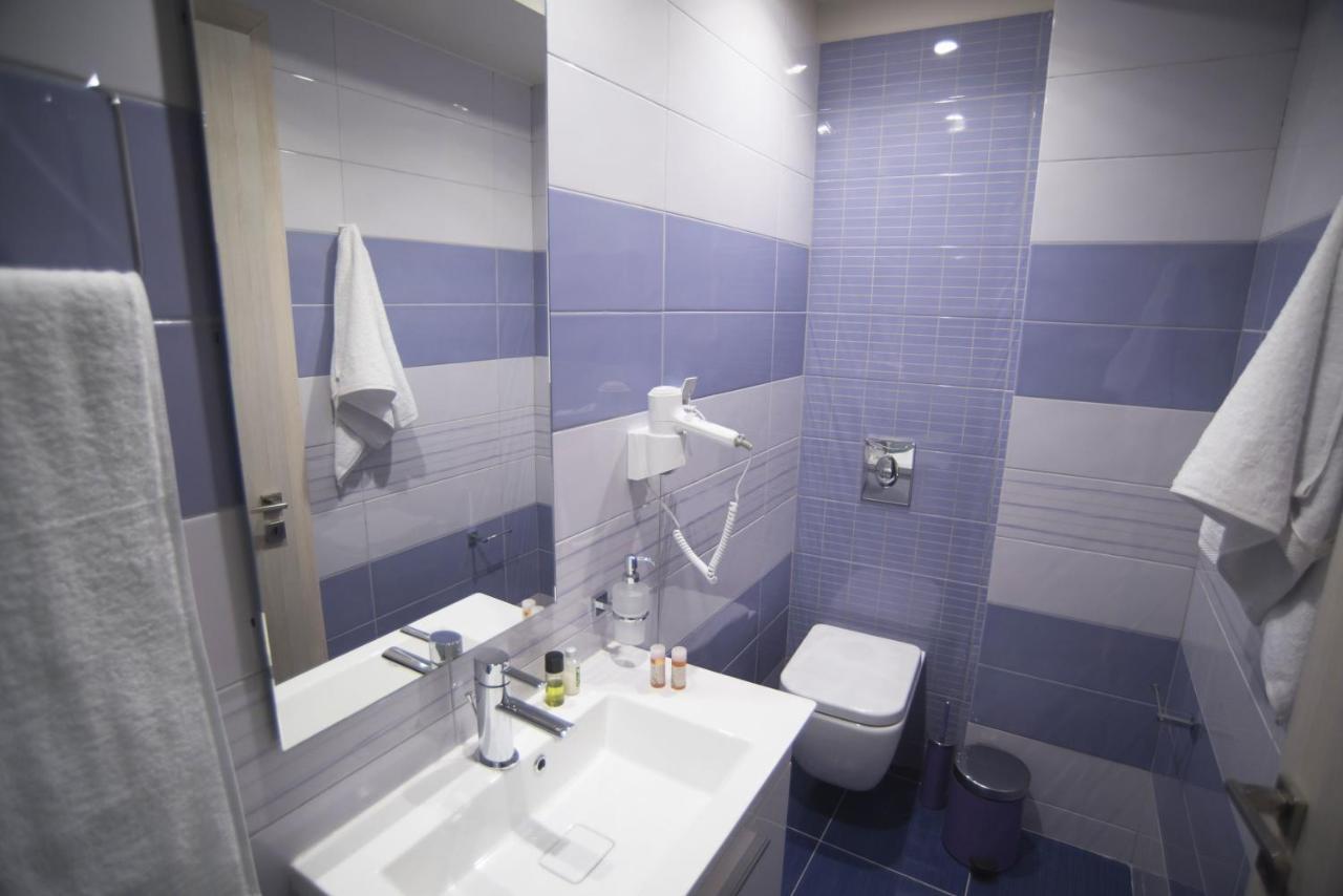 The Ionian View Aparthotel Ayios Nikitas Bilik gambar