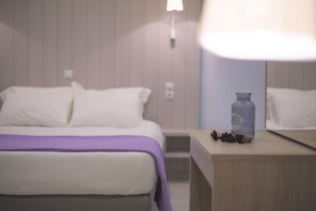 The Ionian View Aparthotel Ayios Nikitas Bilik gambar